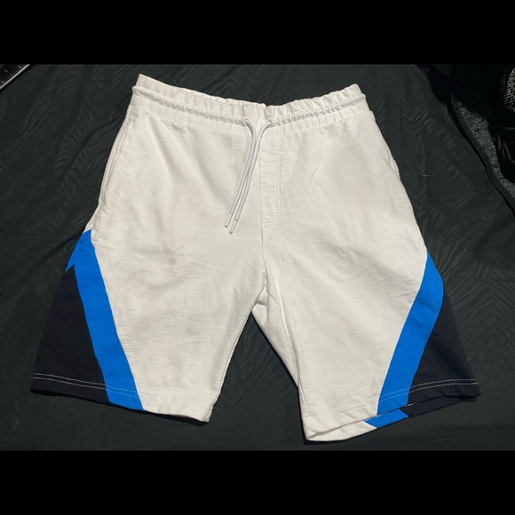 CSG - Picture 1 of 2